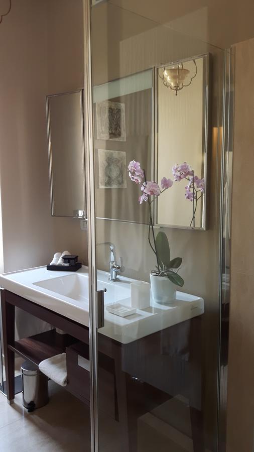 Bed and breakfast Bronzino House 2*